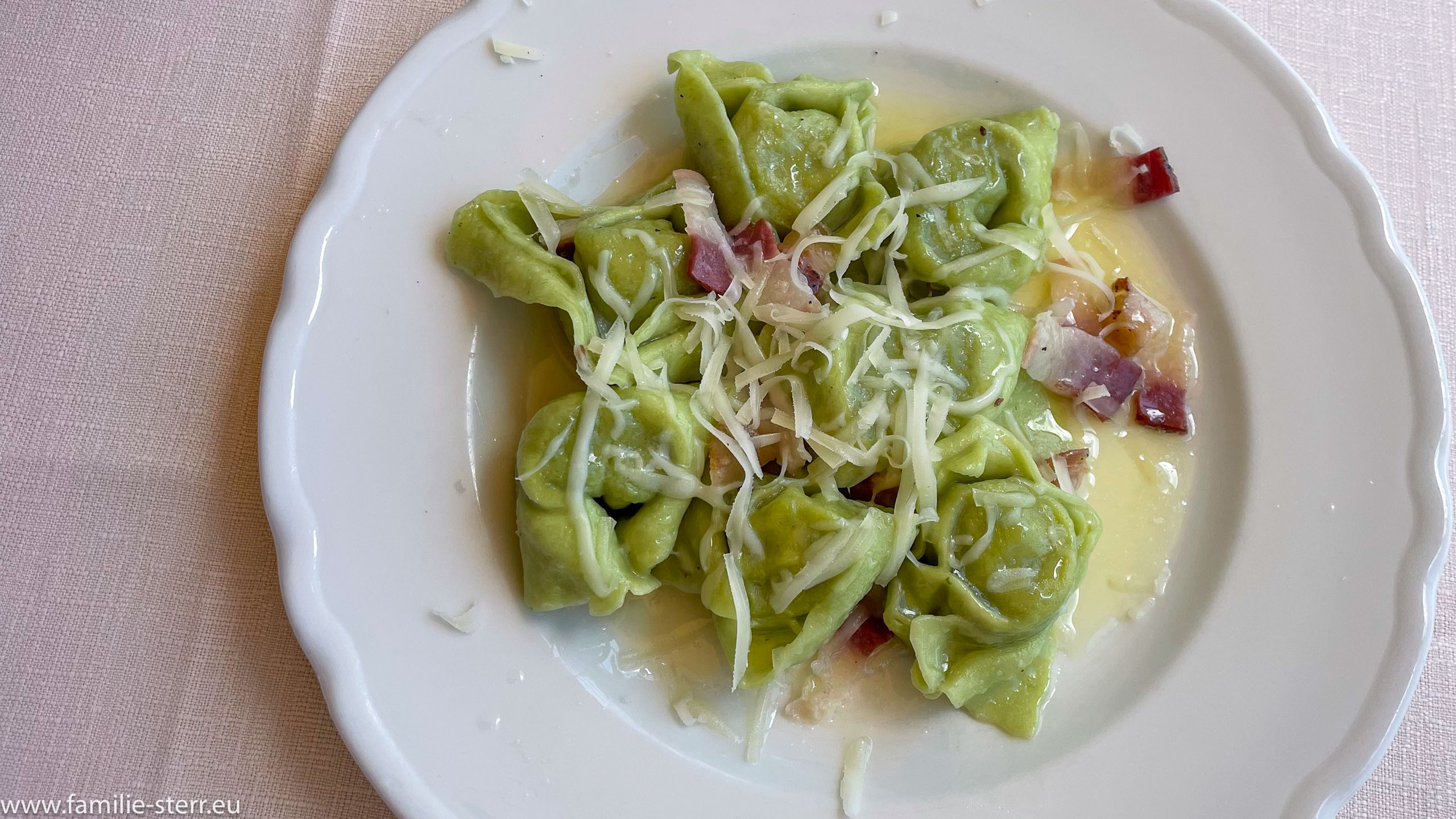 Tortelloni di asparagi